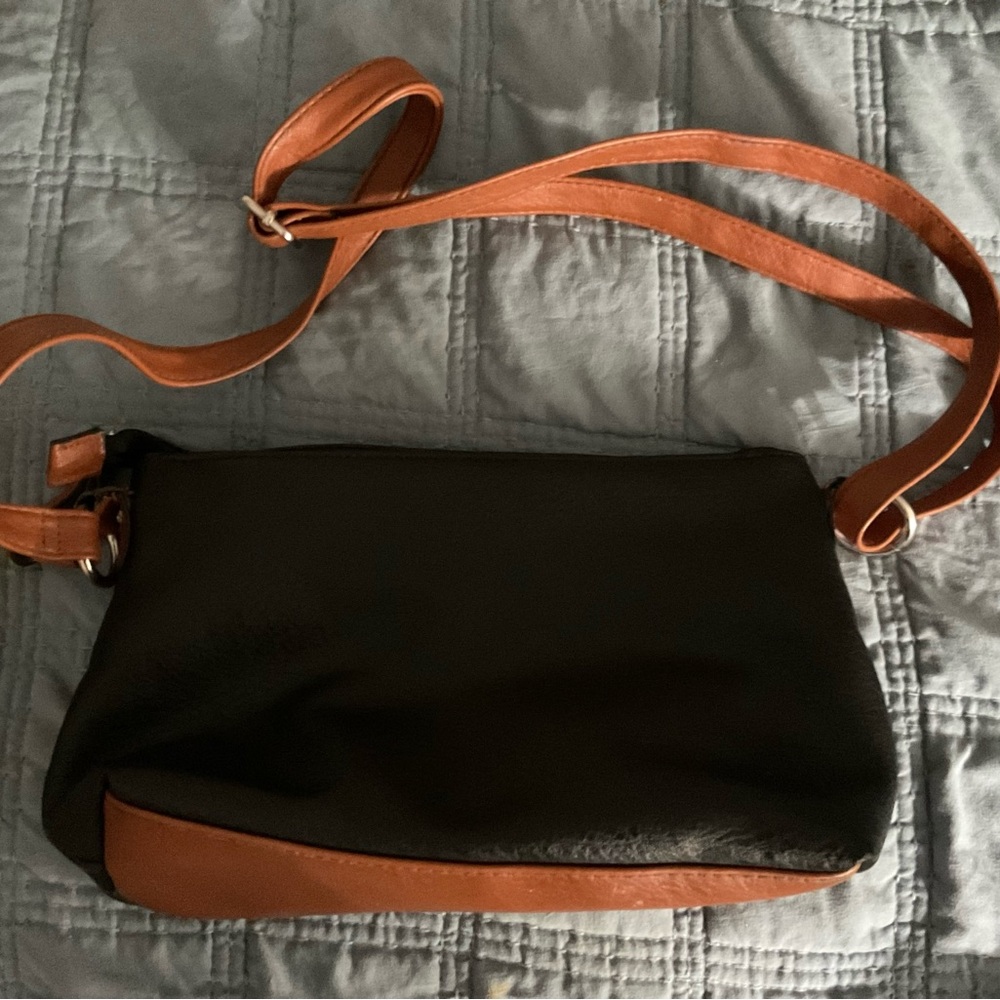 Rosetti Black and Tan Crossbody Bag